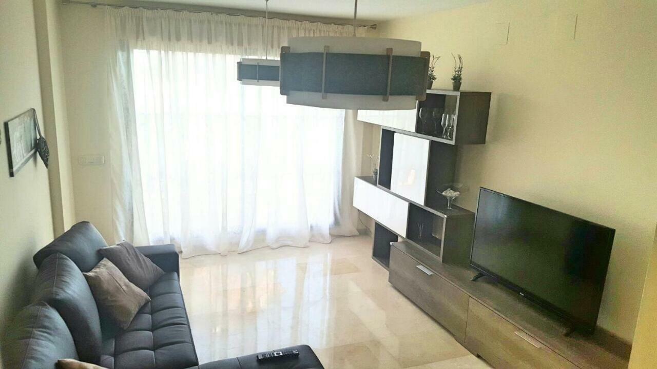 Luxyry Apartament Benidorm ฟีเนสตรัต ภายนอก รูปภาพ