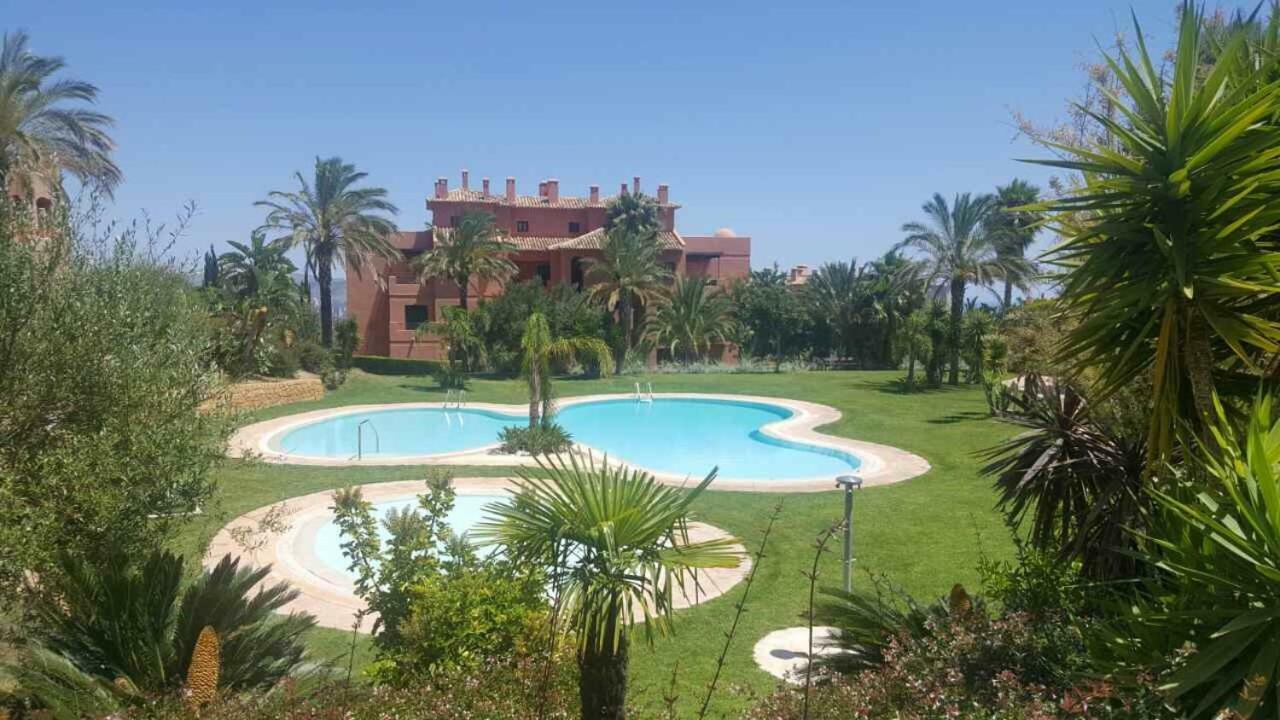 Luxyry Apartament Benidorm ฟีเนสตรัต ภายนอก รูปภาพ