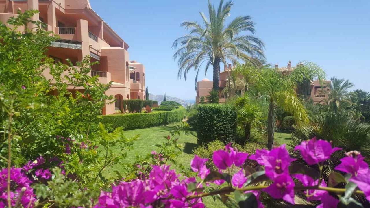 Luxyry Apartament Benidorm ฟีเนสตรัต ภายนอก รูปภาพ